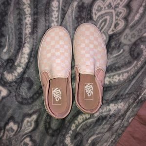 pink checkered vans